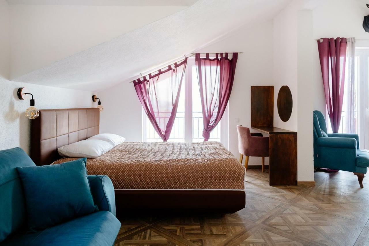 Odessa Mama Appartement Bijela Buitenkant foto